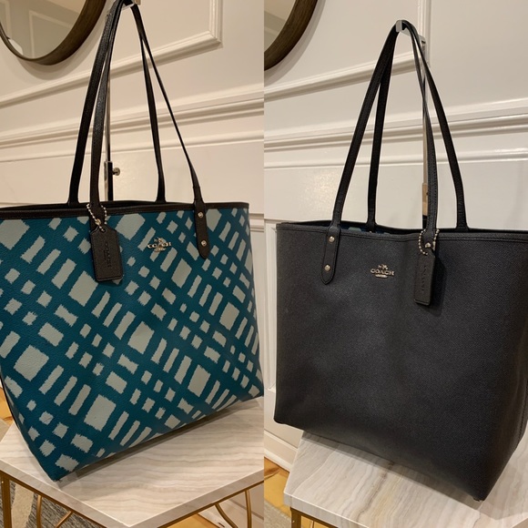 Coach Handbags - Coach Large Reversible City Tote